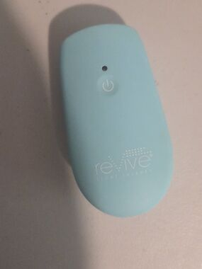 Revive Light Therapy Handheld Device - Aqua Blue